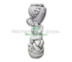 "Мальчик с кувшином"