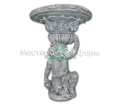 "Мальчик с вазой"