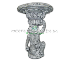 "Мальчик с вазой"