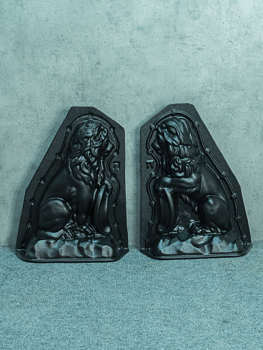 Лев малый АБС правый