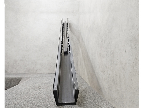 Двухсторонний столб Песчаник №21